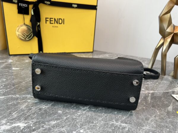 Fendi Peekaboo Handbag - Black - Image 3