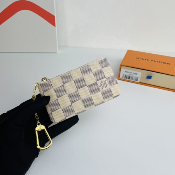 Louis Vuitton Sunny Beach Day Key Case - White - Image 4