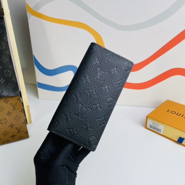 Louis Vuitton Monogram Brazza Wallet - Black - Image 3