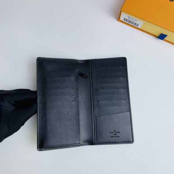 Louis Vuitton Monogram Brazza Wallet - Black - Image 2