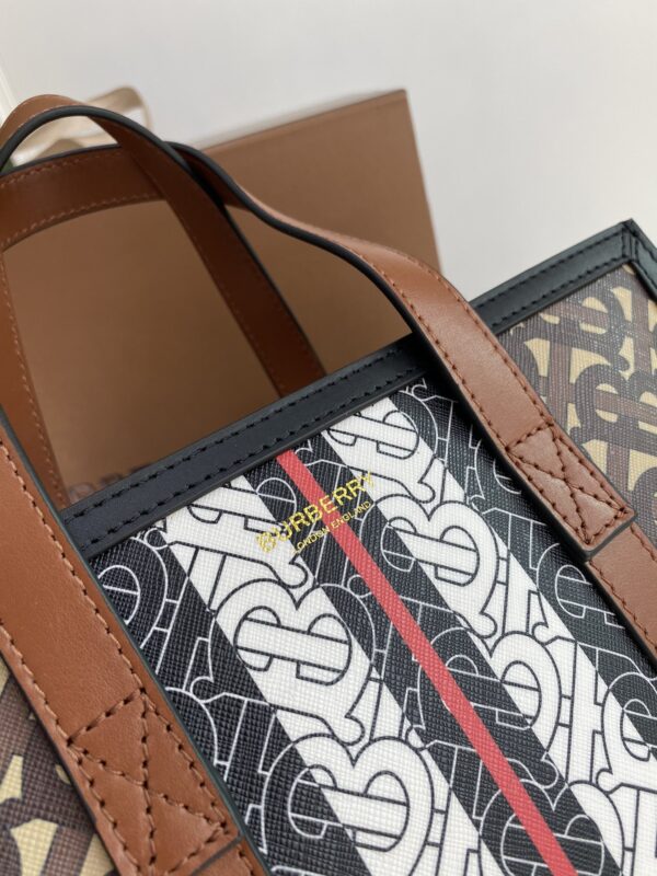 Burberry Bjiachunyuan's Tote Bag - Brown - Image 2