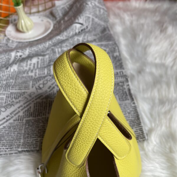 Hermes Picotin 18 Vegetable Basket Handbag - Lemon - Image 3