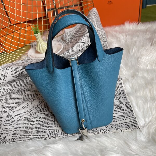Hermes Picotin 18 Vegetable Basket Handbag - Prussian Green - Image 4