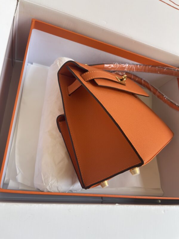 Hermes Kelly Pochette Handbag - Orange - Image 4