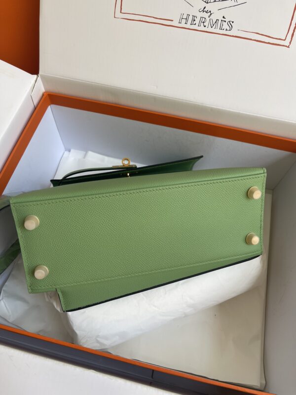 Hermes Kelly Pochette Handbag - Oil Fruit Green - Image 2