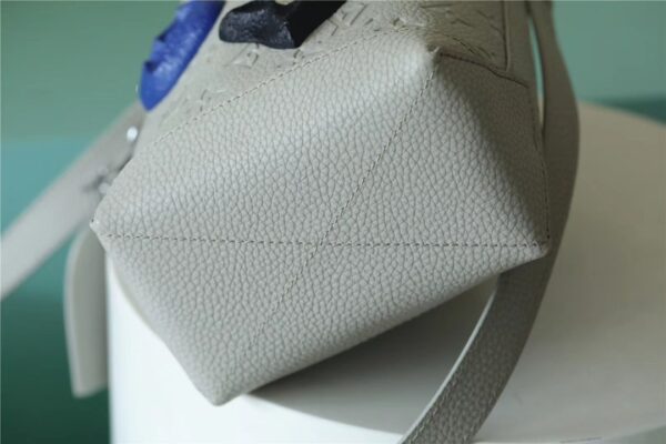 Louis Vuitton Retro Cruiser Handbag - Gray - Image 3