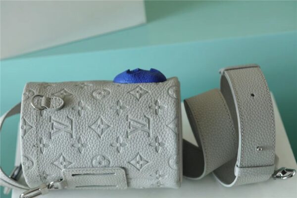 Louis Vuitton Retro Cruiser Handbag - Gray - Image 4