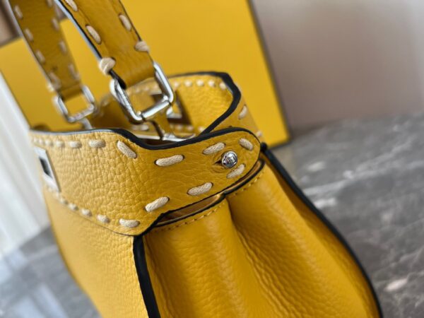 Fendi Medium Iconic Peekaboo Bag - Yellow - Image 3