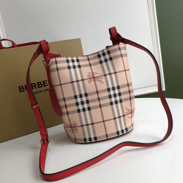 Burberry Lorne Bucket Crossbody Bag - Red - Image 5
