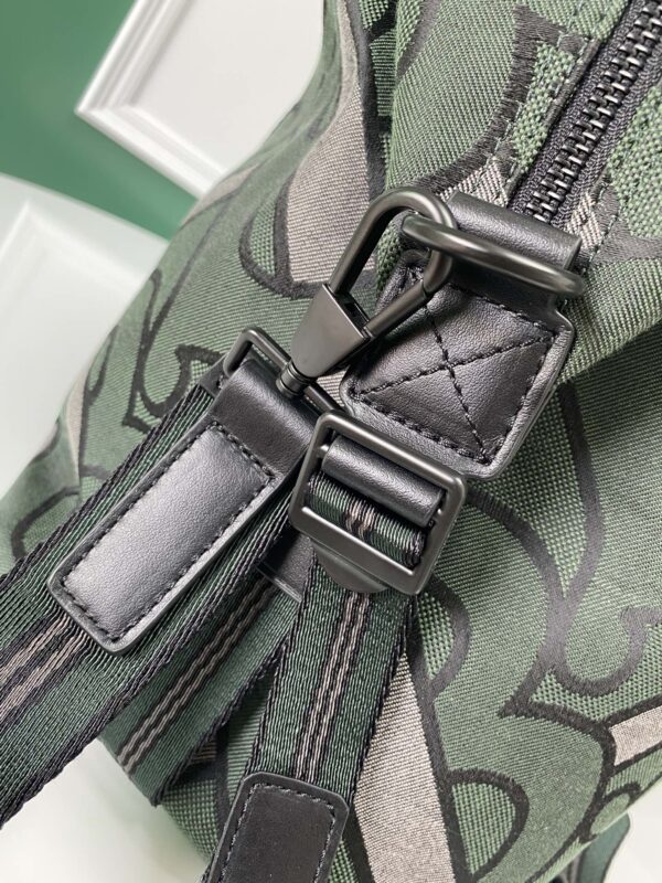 Burberry Nylon Cloth Waterproof Men's Bag - Green - Image 2