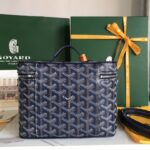 Goyard Muse Cosmetic Bag - Dark Blue - Image 3