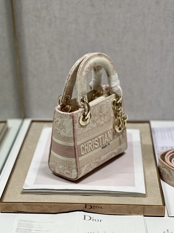 Dior Lᴀᴅʏ Embroidered Concubine Diana bag - Pink Tiger - Image 2