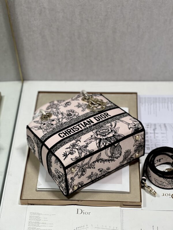 Dior Lᴀᴅʏ Embroidered Concubine Diana Bag - Pink Peony - Image 3