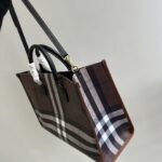 Burberry Freya Tote Bag - Image 5