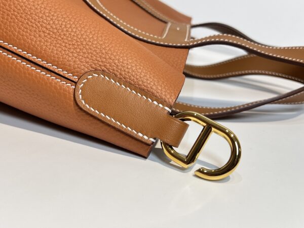 Hermes Pig Nose Vegetable Basket Bag - Golden Brown Gold Buckle - Image 5
