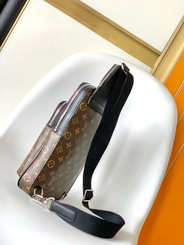 Louis Vuitton Monogram Avenue Shoulder Bag - Image 5