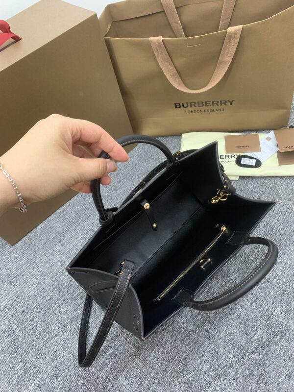 Burberry Denny Grain Leather Tote Bag - Black - Image 3