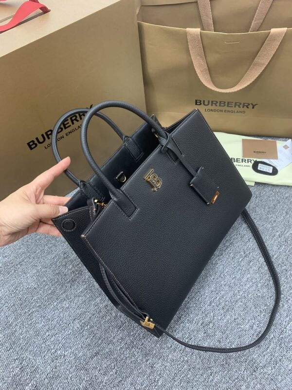 Burberry Denny Grain Leather Tote Bag - Black - Image 5