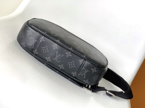 Louis Vuitton EXPLORER Chest Bag - Image 3