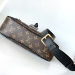 Louis Vuitton Odeon Medium Monogram Canvas Handbag - Image 4