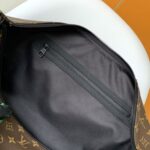 Louis Vuitton Keepall 50 Travel Bag - Green - Image 2