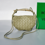 Bottega Veneta Women Intrecciato Bag - Light Green