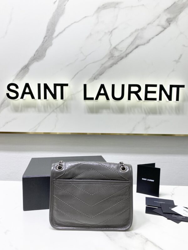 YSL Saint Laurent's Niki's Small Handbag - Dark Gray - Image 5
