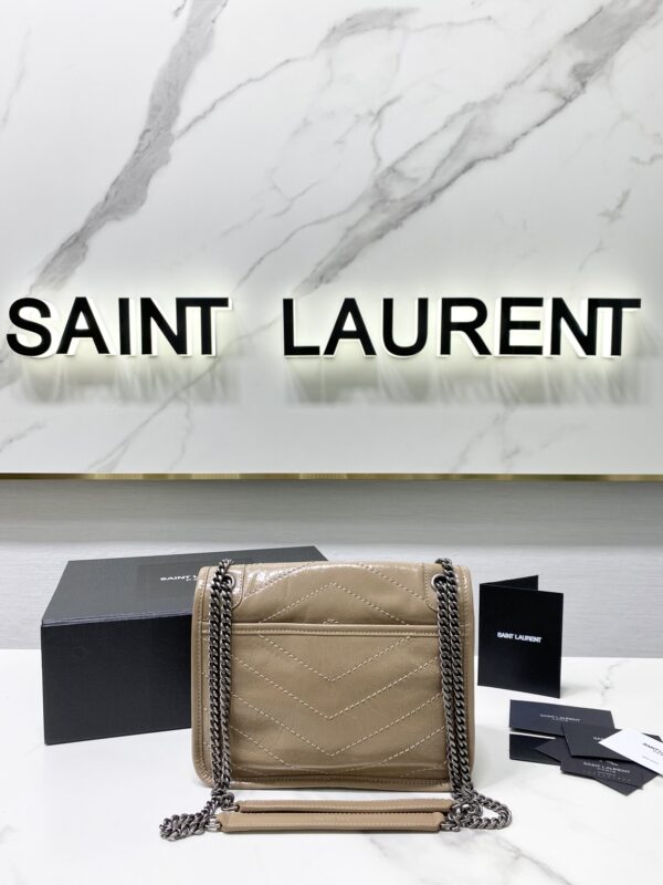 YSL Saint Laurent's Niki's Small Handbag - Apricot - Image 5