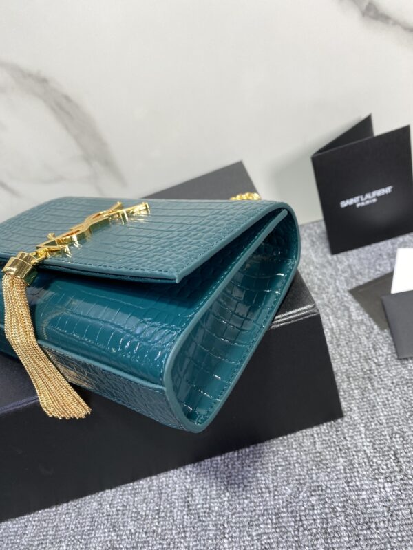 YSL Yves Saint Laurent's Rhombus Quilted Texture Handbag - Turquoise - Image 3