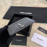 YSL Crocodile Pattern Quilted Card Holder - Black - Image 4