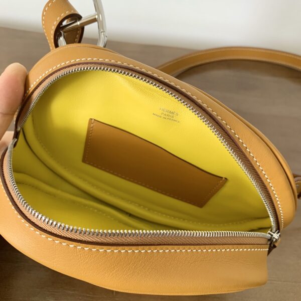 Hermes Loop Swift Waist Bag - Sesame - Image 2
