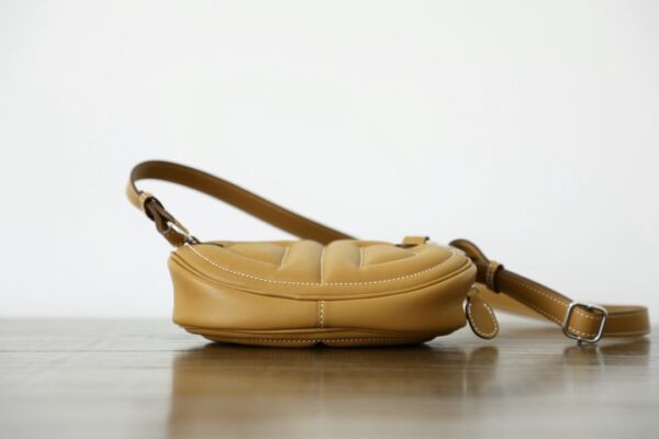 Hermes Loop Swift Waist Bag - Sesame - Image 3