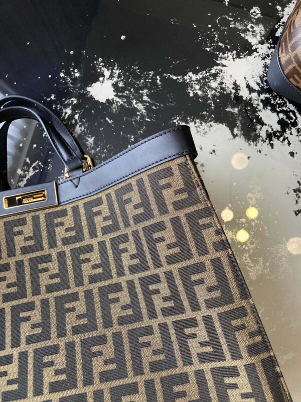 Fendi Old Flower Tote Handbag - Black - Image 4