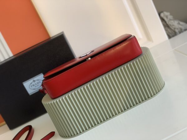 Prada Flip-Top Shoulder Bag - Red - Image 5