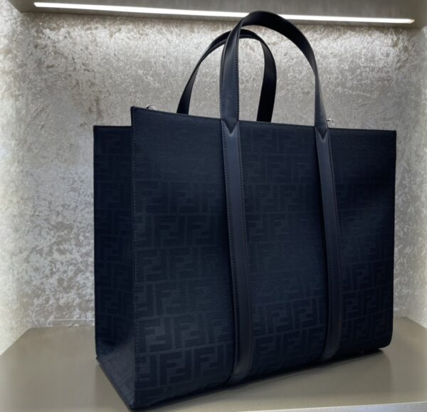Fendi Men's Presbyopia Tote Bag - Blue - Image 5