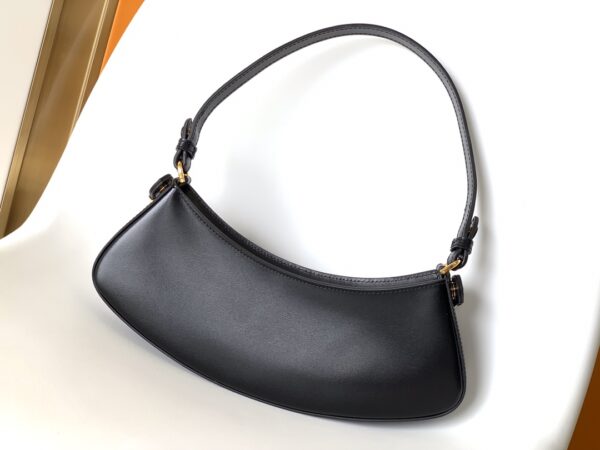 Fendi O'Lock Swing Handbag - Black - Image 5