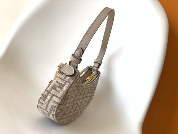 Fendi O'Lock Swing Handbag - Cream - Image 4