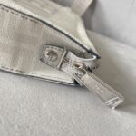 Fendi Roma Print Clutch Bag - White - Image 3