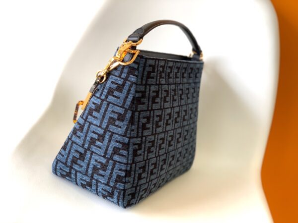 Fendi O'Lock Swing Handbag - Blue - Image 4