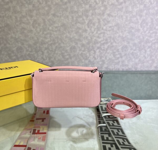 Fendi Baguette Smartphone Bag - Light Pink - Image 5