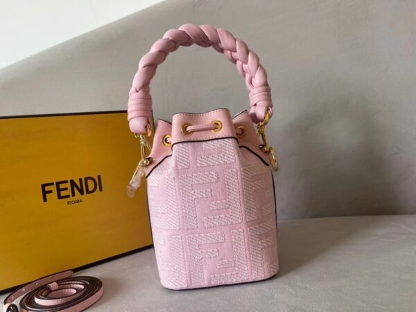 Fendi Mon Tresor Small Bucket Bag - Pink - Image 4