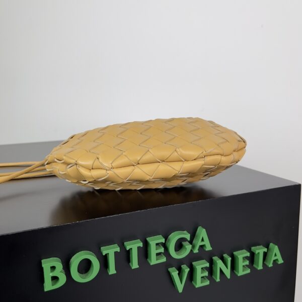 Bottega Veneta Mini Sardine Handbag - Light Orange - Image 4