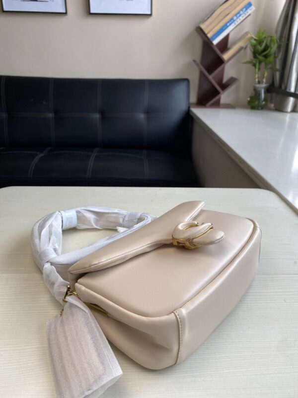Coach C Home Dionysus Shoulder Bag - Off White - Image 4
