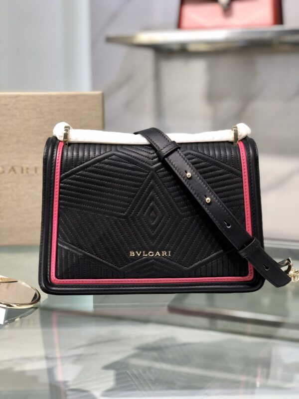 Bulgari Serpenti Forever Snake Head Bag - Image 3