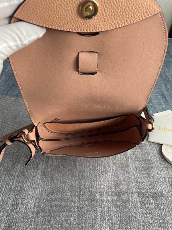 Chloe Darryl Peach Oolong Pink Saddle Bag - Image 3