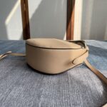 Chloe Kiss Series Handbag - Cream - Image 4