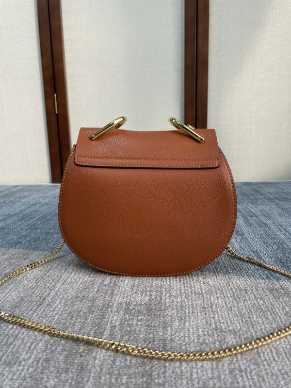 Chloe Mini Drew Piggy Bag - Brown - Image 4