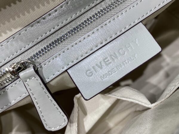 Givenchy Classic Antigona Motorcycle Small Bag - White - Image 4