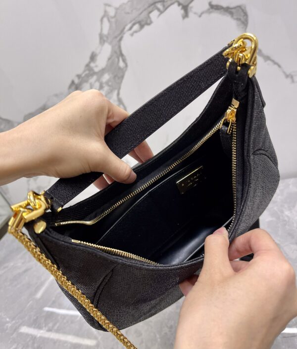 Bulgari Serpenti Ellipse Series Large Crossbody Bag - Black - Image 2