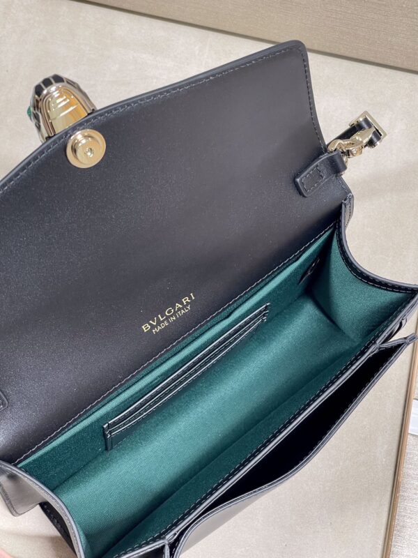 Bulgari Serpenti Forever East-west Series Small Shoulder Bag - Black - Image 2